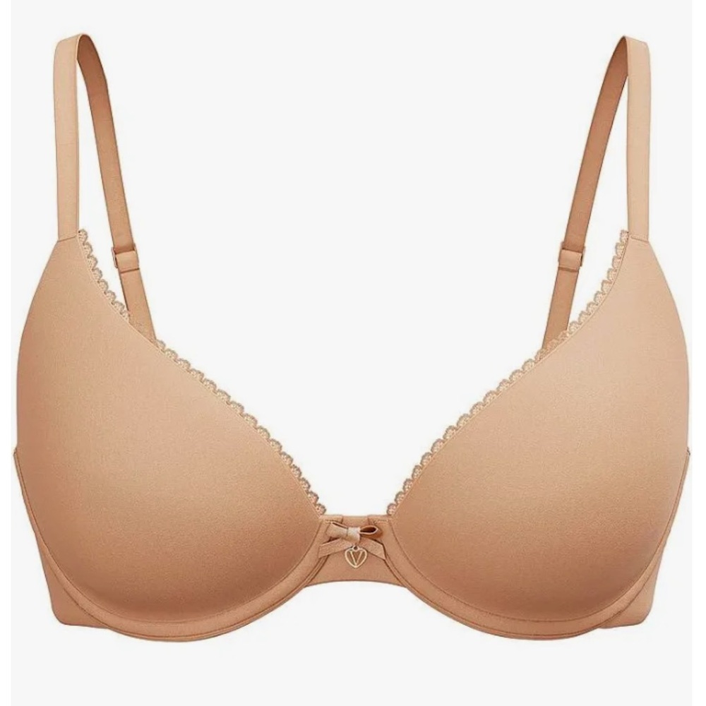 Victoria Secret Body by Victoria lined perfect coverage bra